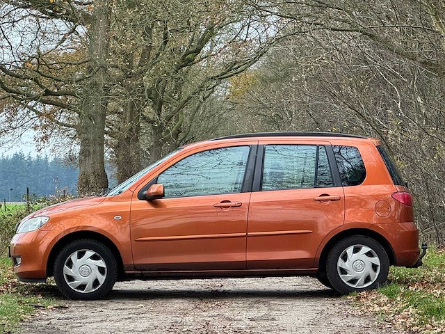 Mazda - 2003 - 2 - 1.4 exclusive - 15-nd-nd - afbeelding 15 van  16