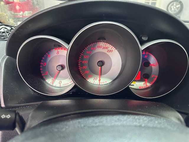 Mazda - 3 - 1.6 citd olympia sport - x-011-hh - afbeelding 2 van  20