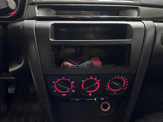 Mazda - 3 - 1.6 touring - 14-pz-sl - afbeelding 5 van  17