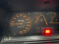 Mazda - 323 - oldtimer - 1987 - afbeelding 18 van  30