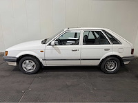 Mazda - 323 - oldtimer - 1987 - afbeelding 26 van  30