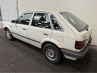 Mazda - 323 - oldtimer - 1987 - afbeelding 27 van  30