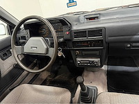 Mazda - 323 - oldtimer - 1987 - afbeelding 5 van  30