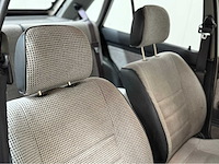 Mazda - 323 - oldtimer - 1987 - afbeelding 7 van  30