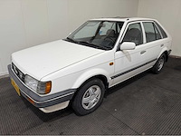 Mazda - 323 - oldtimer - 1987 - afbeelding 1 van  30