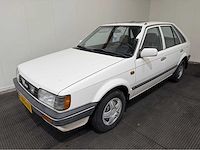 Mazda - 323 - oldtimer - 1987 - afbeelding 12 van  30