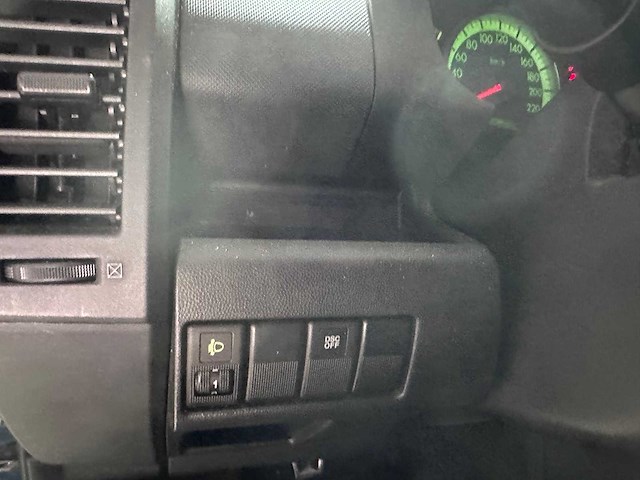 Mazda - 5 - 2.0 executive - 24-rv-rv- 2005 - afbeelding 2 van  6
