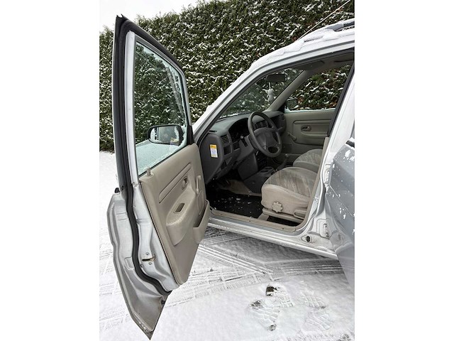 Mazda - demio - 1.3 lx - personenauto - afbeelding 3 van  26