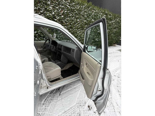 Mazda - demio - 1.3 lx - personenauto - afbeelding 15 van  26