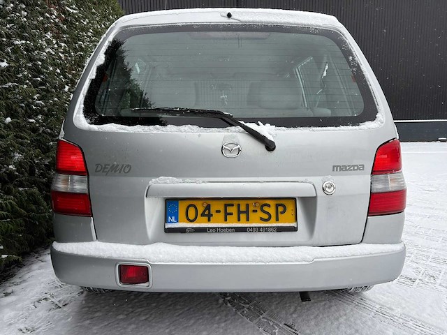 Mazda - demio - 1.3 lx - personenauto - afbeelding 17 van  26