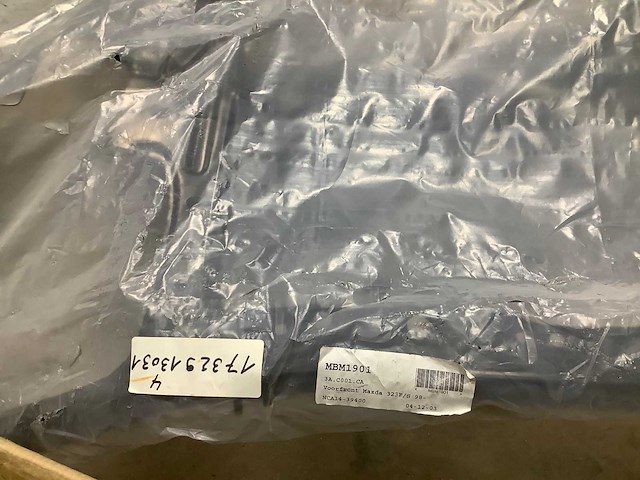 Mazda - partij auto onderdelen - afbeelding 6 van  12