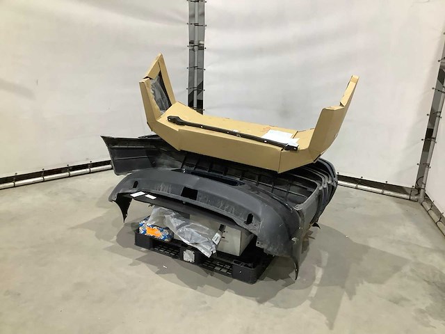 Mazda - partij auto onderdelen - afbeelding 1 van  7