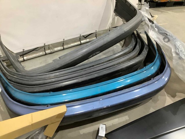 Mazda - partij auto onderdelen - afbeelding 2 van  7