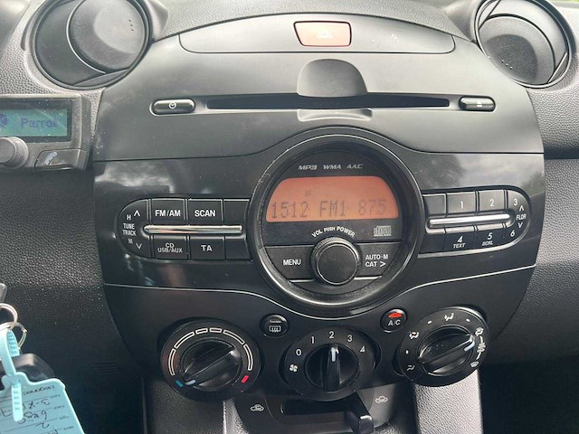Mazda 2 - 1.3 color edition,* 3-xdn-72 - afbeelding 4 van  14