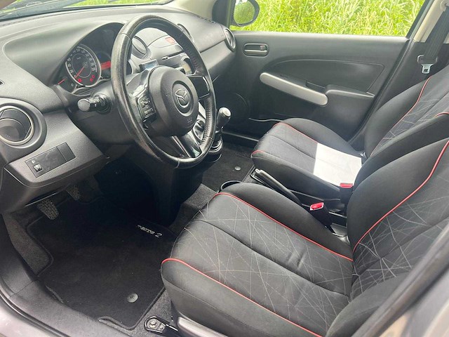 Mazda 2 - 1.3 color edition,* 3-xdn-72 - afbeelding 7 van  19