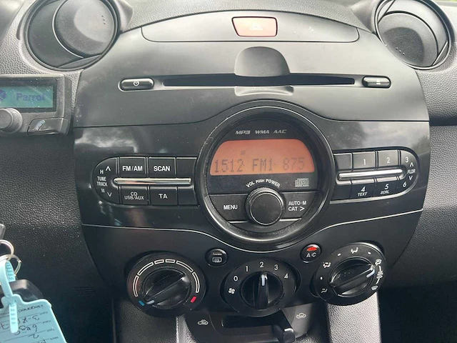 Mazda 2 - 1.3 color edition *, 3-xdn-72 - afbeelding 4 van  19