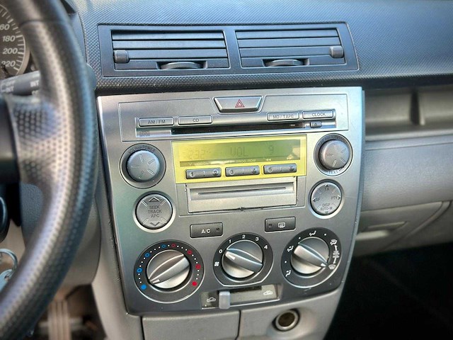 Mazda 2 1.4 exclusive, 42-pp-gd - afbeelding 4 van  14