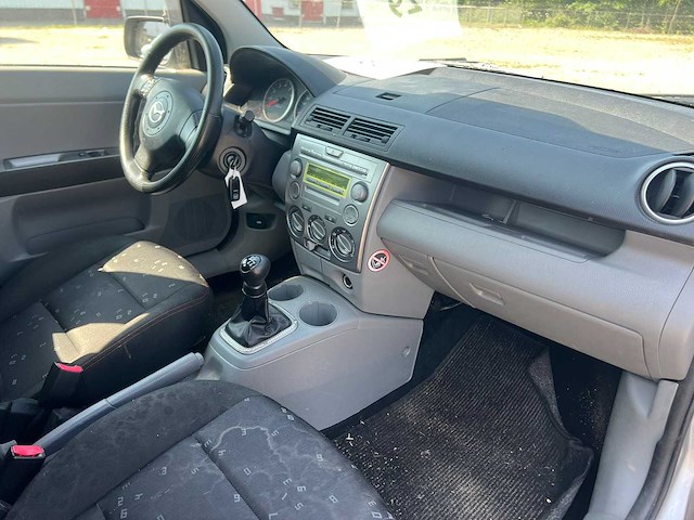Mazda 2 1.4 exclusive automaat, 19-nl-nk - afbeelding 5 van  13