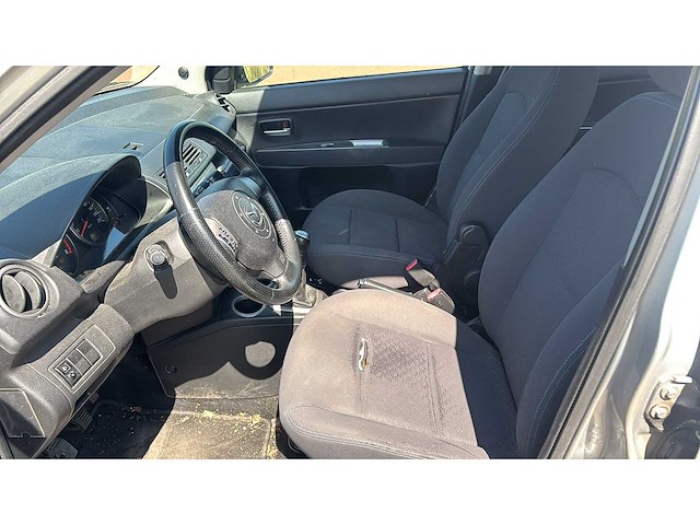 Mazda 2 1.4 touring 2004 | 04-ph-sg i - afbeelding 10 van  14