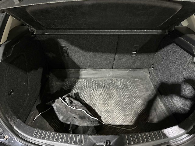 Mazda 3 1.6 ts 105pk 2013, rg-718-g - afbeelding 26 van  38