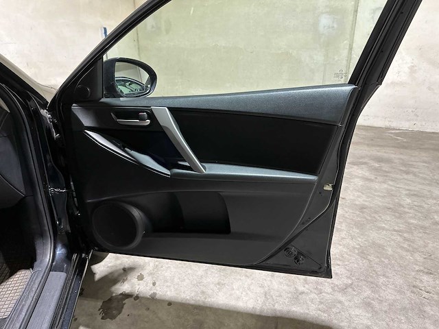 Mazda 3 1.6 ts 105pk 2013, rg-718-g - afbeelding 29 van  38