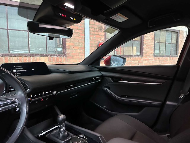 Mazda 3 2.0 skyactiv-x 180pk 2019 (origineel-nl + 1e eigenaar), g-183-sn - afbeelding 13 van  41