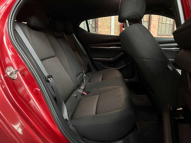 Mazda 3 2.0 skyactiv-x 180pk 2019 (origineel-nl + 1e eigenaar), g-183-sn - afbeelding 33 van  41