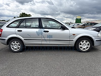 Mazda 3 hatchback 1.3i 16v i,1999 - afbeelding 30 van  35