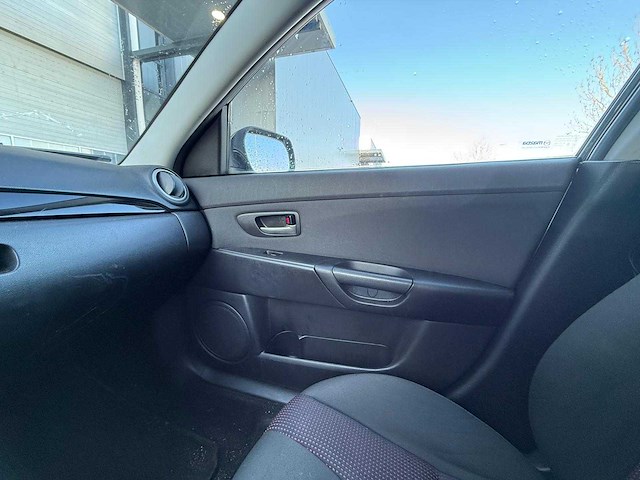 Mazda 3 sport 1.6 touring, 93-nk-nl - afbeelding 3 van  19