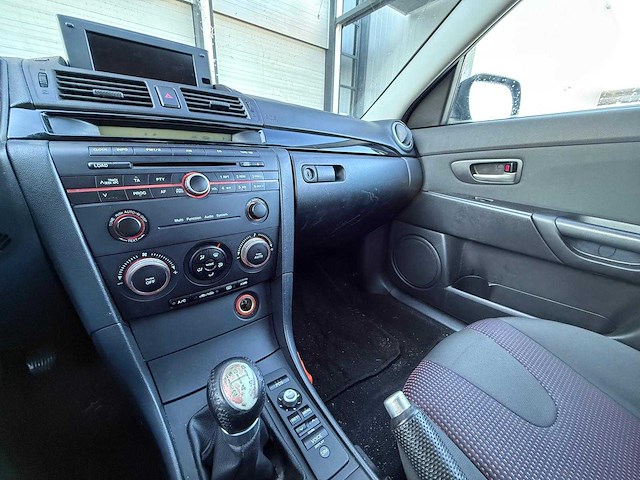 Mazda 3 sport 1.6 touring, 93-nk-nl - afbeelding 4 van  19