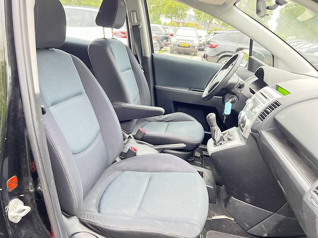 Mazda 5 1.8 touring | 82-xj-ll - afbeelding 2 van  23