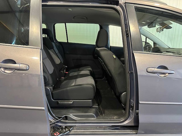 Mazda 5 2.0 active 7 persoons benzine 45-xf-hf - afbeelding 8 van  21