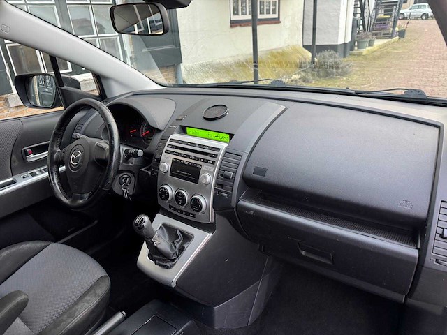 Mazda 5 2.0 executive 7 persoons 94-rs-bz - afbeelding 17 van  19