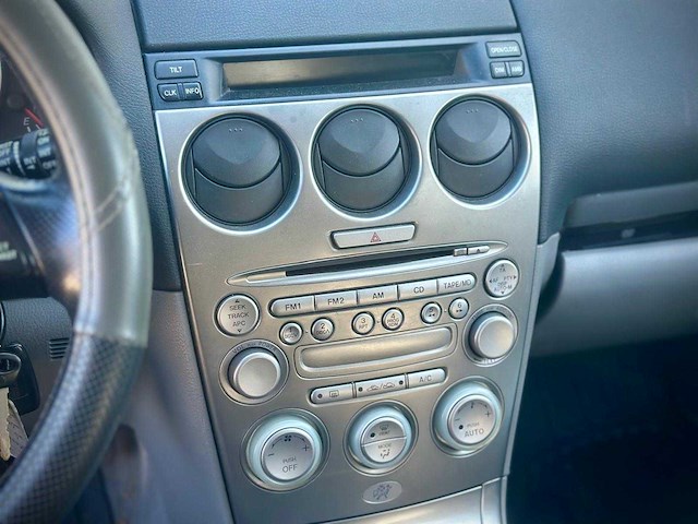 Mazda 6 sport 2.0i touring, 55-ls-hh - afbeelding 2 van  10