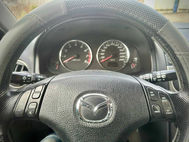 Mazda 6 sport 2.0i touring, 55-ls-hh - afbeelding 2 van  10