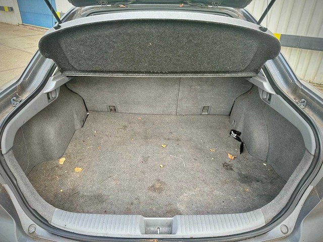 Mazda 6 sport 2.0i touring, 55-ls-hh - afbeelding 10 van  10