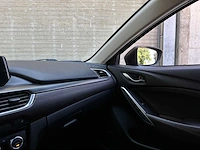 Mazda 6 sportbreak 2.2d skyactiv-d 150 skylease gt 150pk 2015 (origineel-nl), ht-930-h - afbeelding 24 van  48