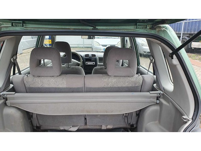 Mazda demio 1.3 exclusive, 64-gf-gn - afbeelding 9 van  11