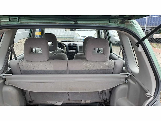 Mazda demio 1.3 exclusive, 64-gf-gn - afbeelding 9 van  11