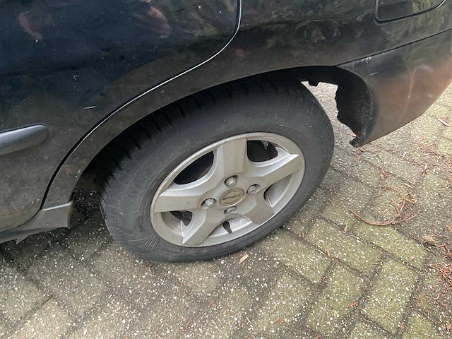 Mazda demio 97-hz-lk - afbeelding 2 van  27