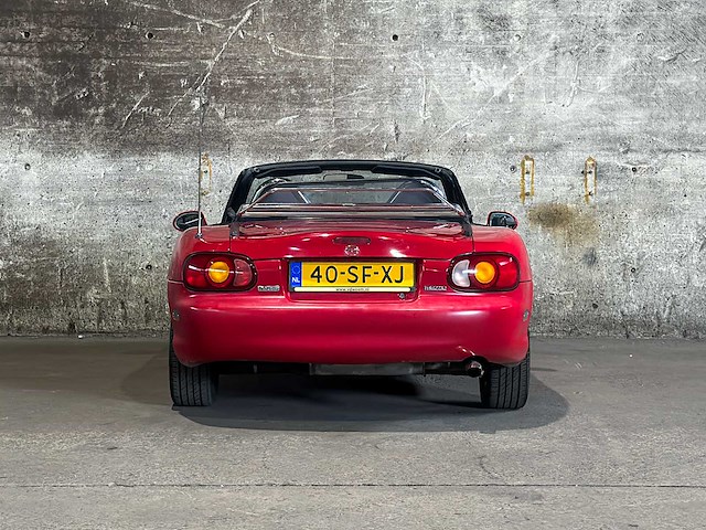 Mazda mx-5 1.6i 110pk 1999, 40-sf-xj youngtimer - afbeelding 4 van  47