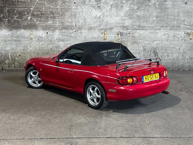 Mazda mx-5 1.6i 110pk 1999, 40-sf-xj youngtimer - afbeelding 7 van  47