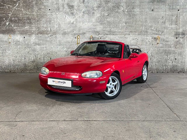 Mazda mx-5 1.6i 110pk 1999, 40-sf-xj youngtimer - afbeelding 1 van  47
