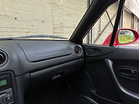 Mazda mx-5 1.6i 110pk 1999, 40-sf-xj youngtimer - afbeelding 19 van  47