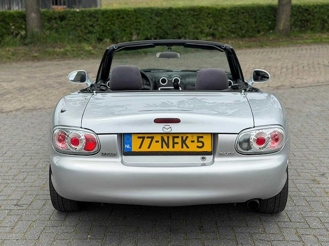 Mazda mx-5 1.6i mx5 cabriolet 77-nfk-5 - afbeelding 12 van  17