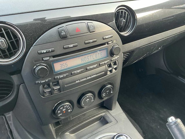 Mazda mx-5 personenauto (t-873-nl) - afbeelding 4 van  21