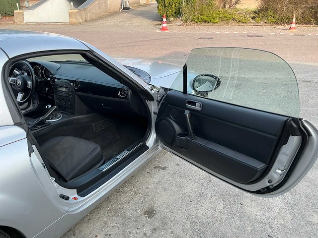 Mazda mx-5 personenauto (t-873-nl) - afbeelding 6 van  21