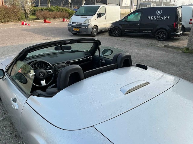 Mazda mx-5 personenauto (t-873-nl) - afbeelding 9 van  21