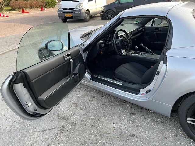 Mazda mx-5 personenauto (t-873-nl) - afbeelding 20 van  21