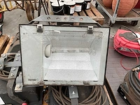 Mazoa floodlight (5x)